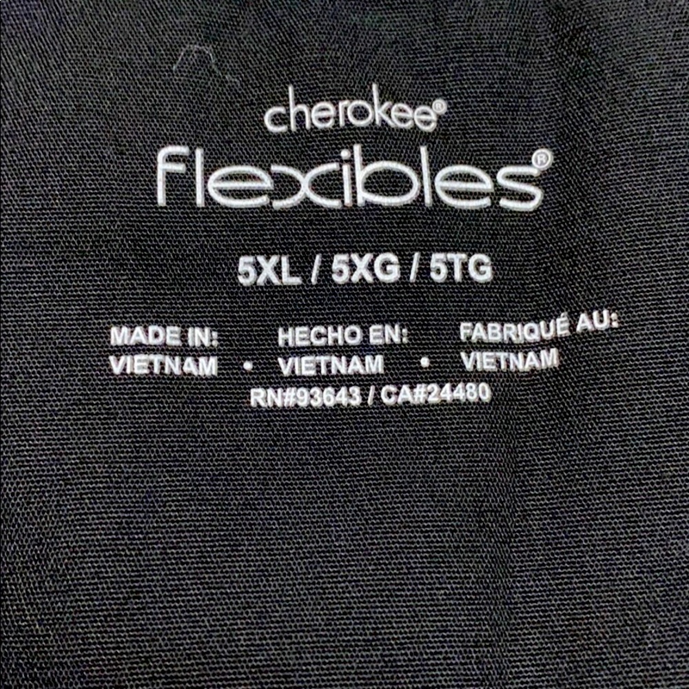 ***sold***Cherokee flexibles 5X scrub tops